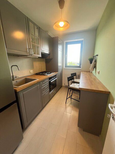 Hils Pallady, metrou Anghel Saligny, Titan,